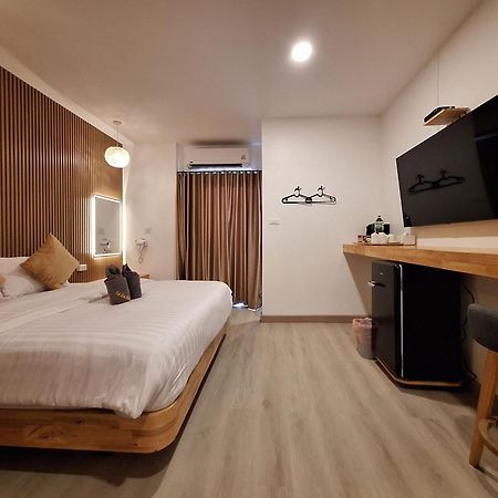 Отель Koh Larn White House Экстерьер фото