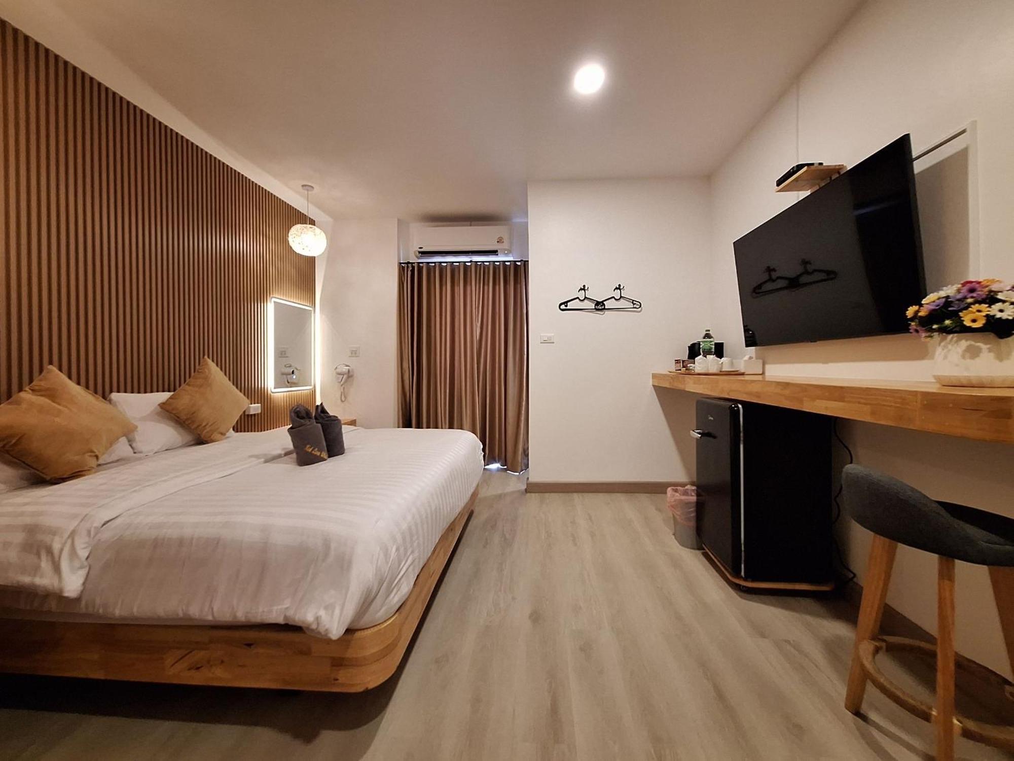 Отель Koh Larn White House Экстерьер фото