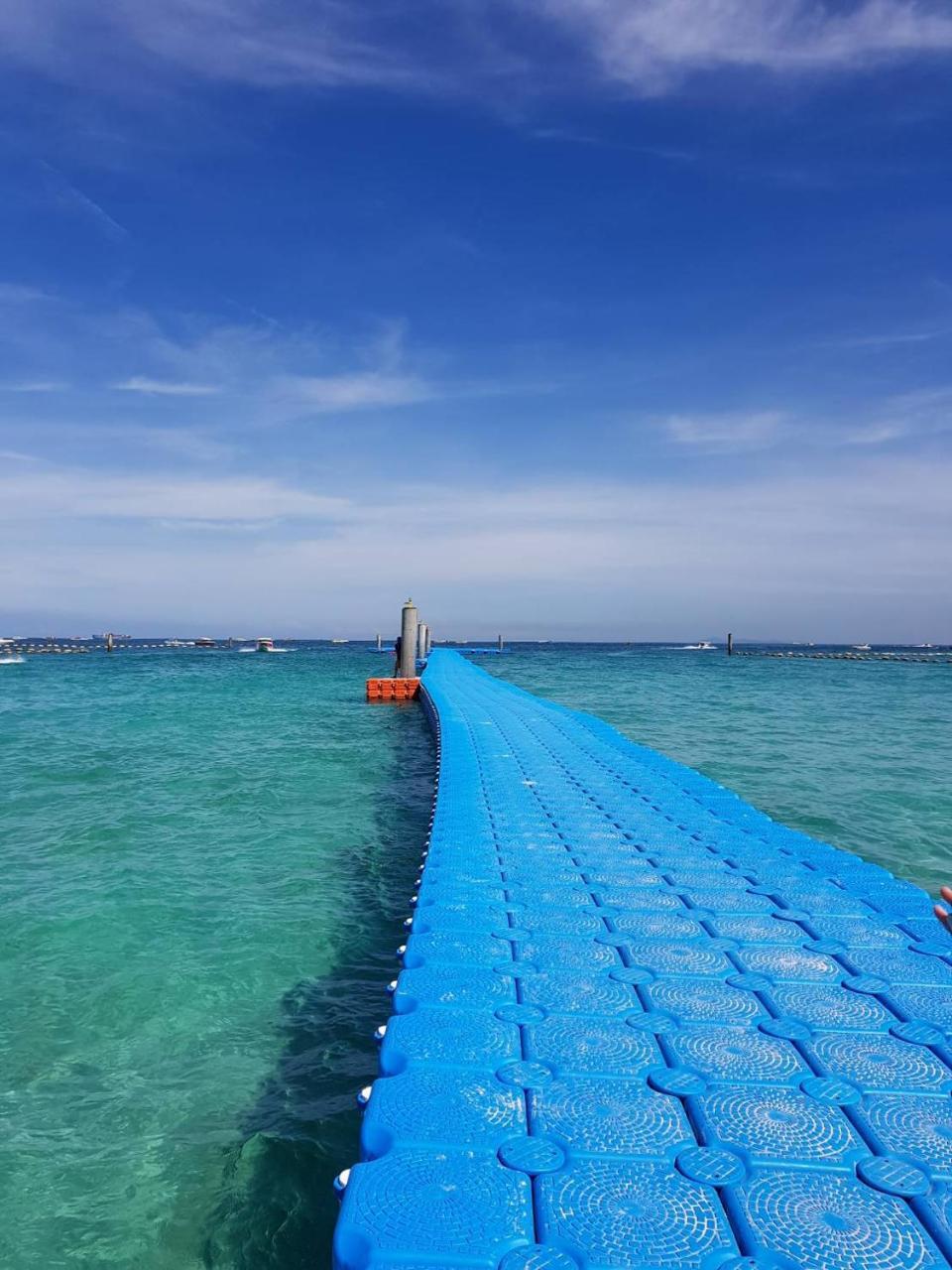 Отель Koh Larn White House Экстерьер фото